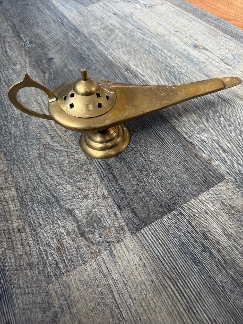 Vintage brass genie lamp HUGE 12in long